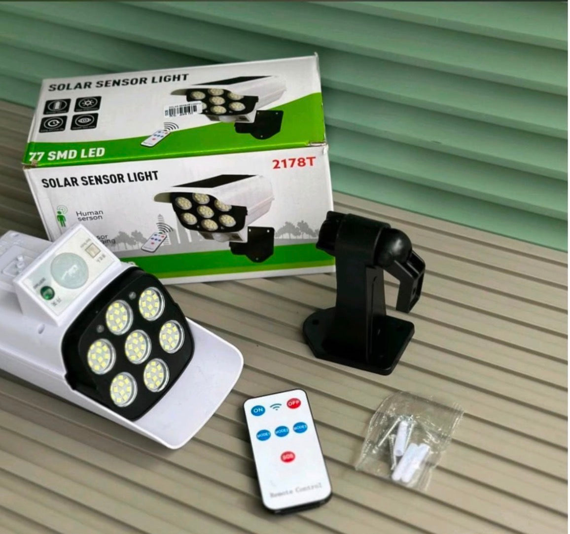 1Pcs Solar Waterproof Wireless Flood Light